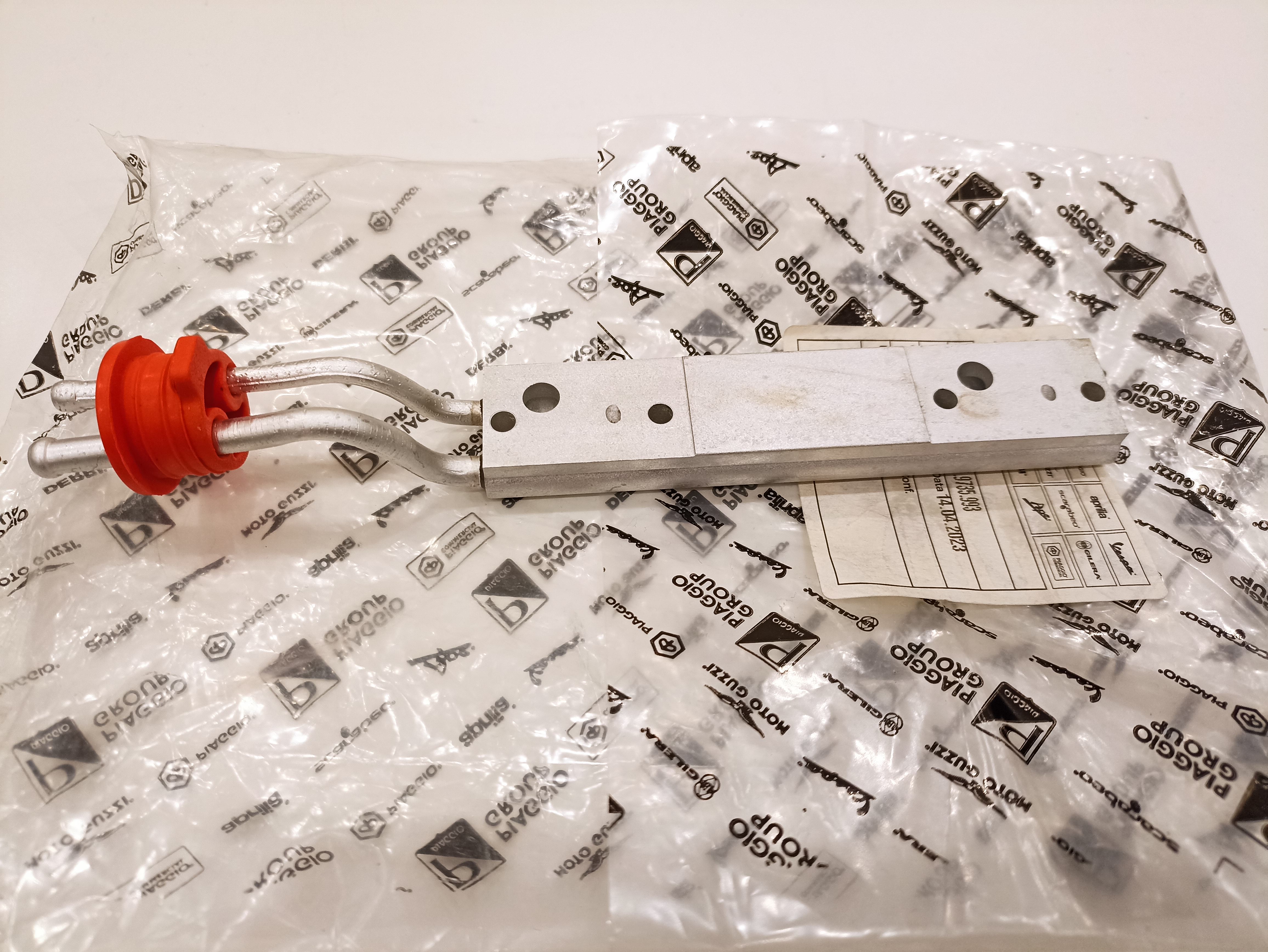 Kraftstoffleitung, Dieselleitung Zylinderkopf Quargo