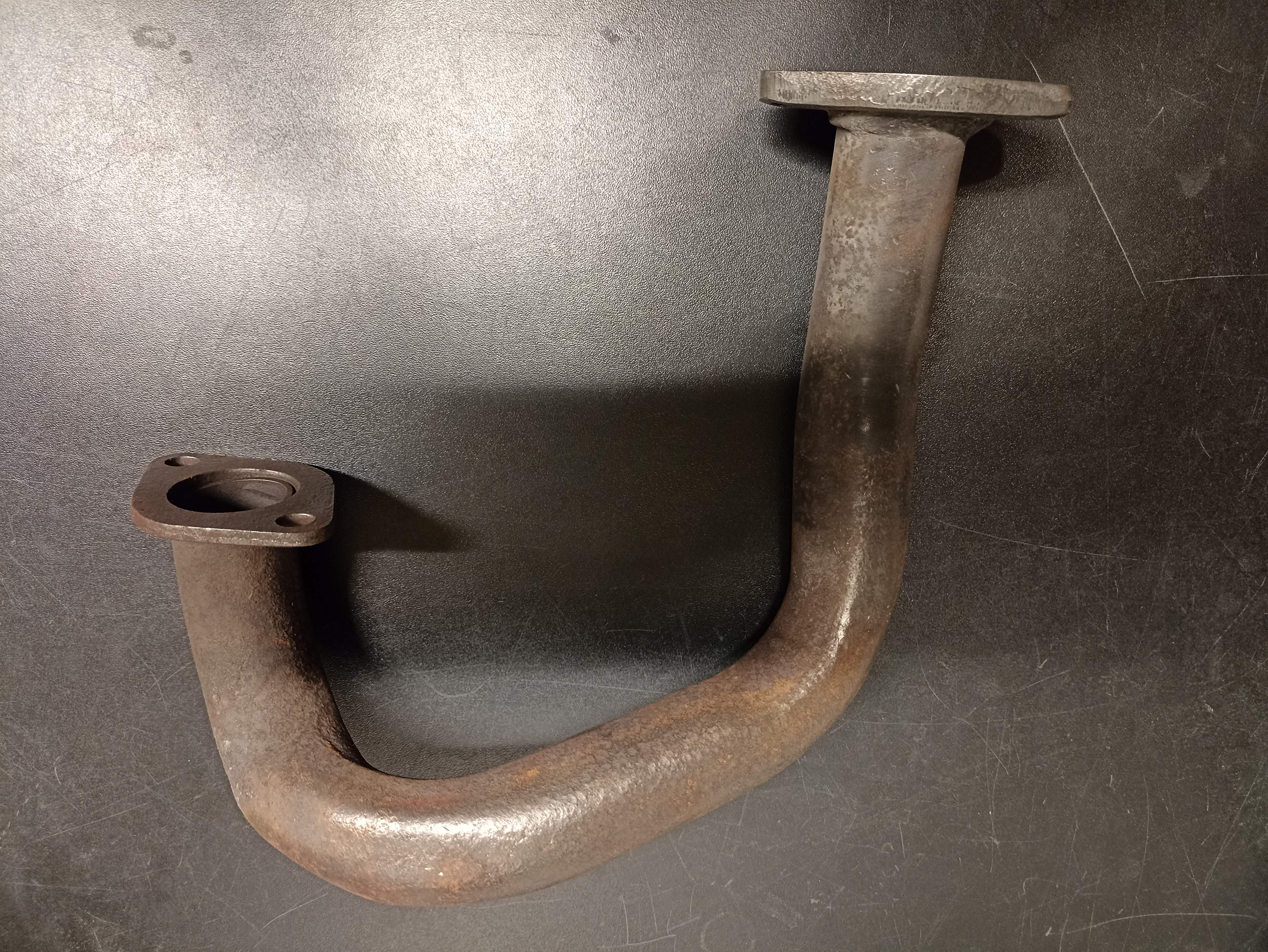 Auspuff Krümmer AC Diesel gebraucht Auspuff Krümmer AC Diesel gebraucht
