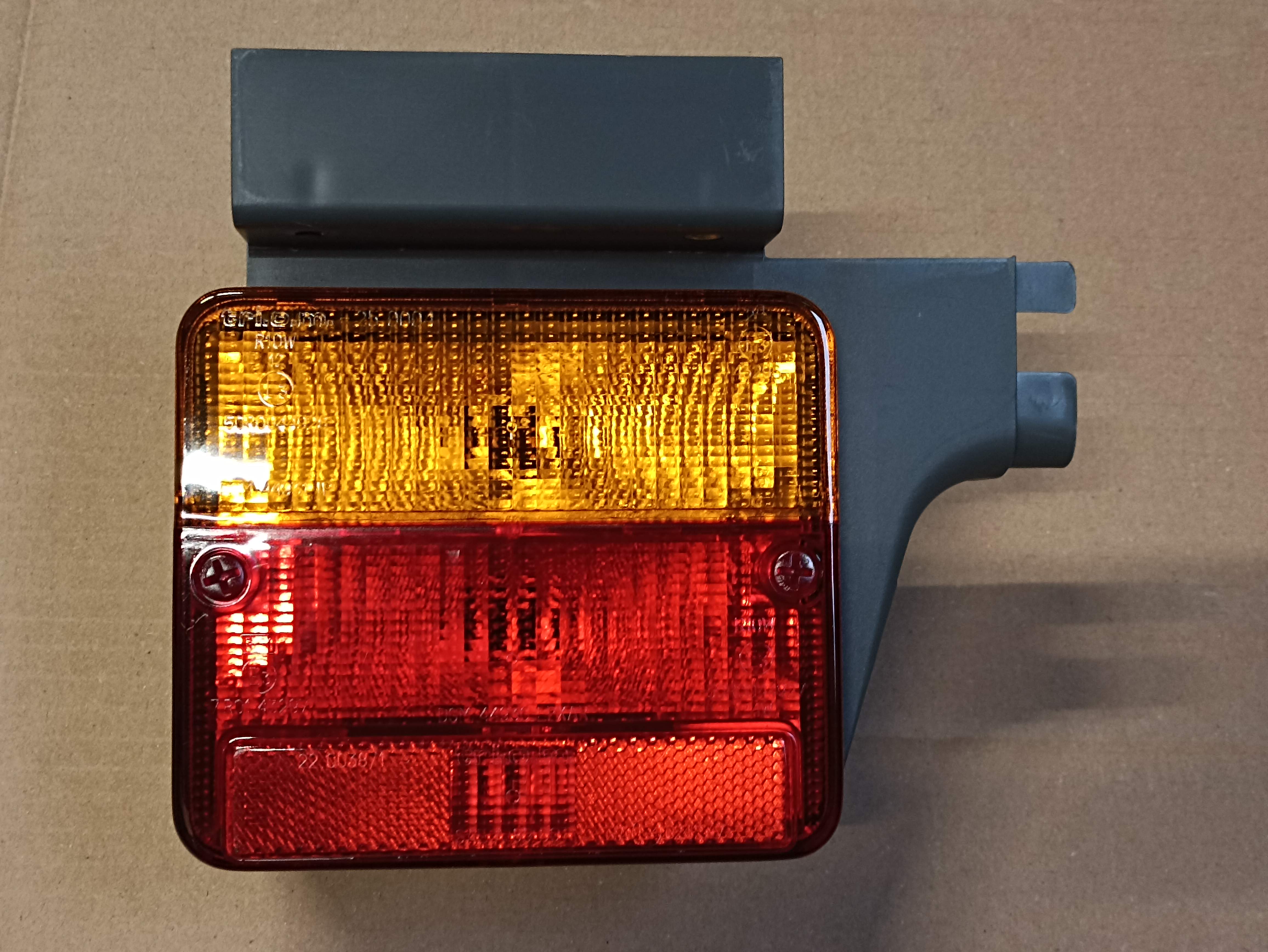 Rücklicht Rückleuchte links APE50 TL5T, TL6T  Rücklicht Rückleuchte links APE50 TL5T, TL6T